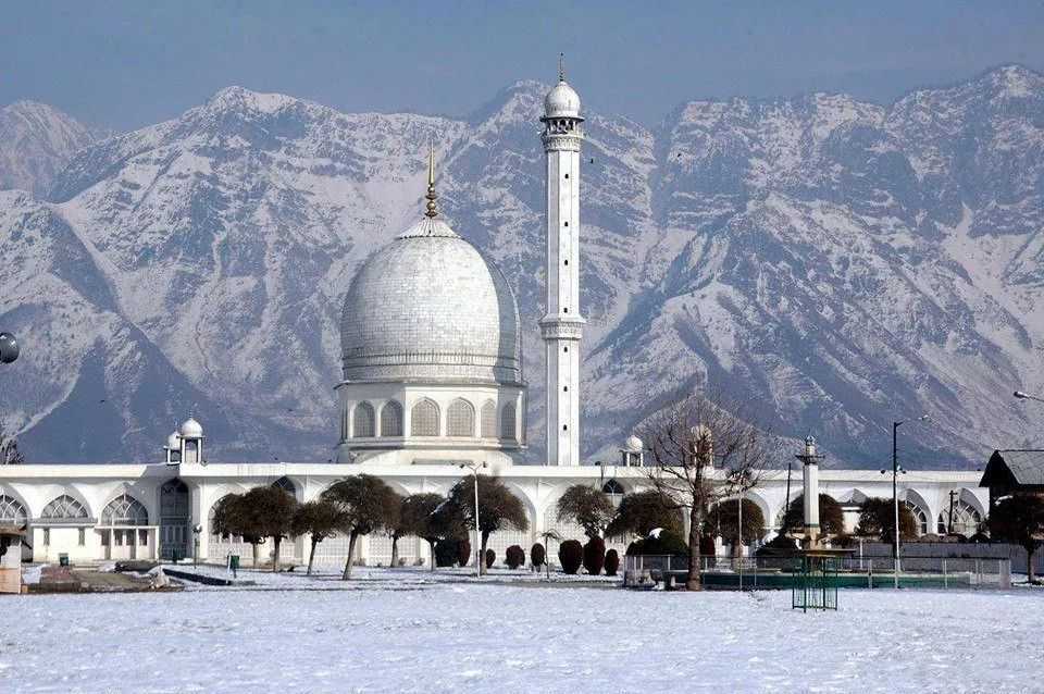 Hazratbal Shrine